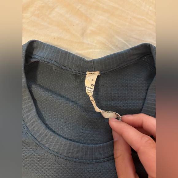 Lululemon Swiftly Tech Size 4 - Picture 2 of 4